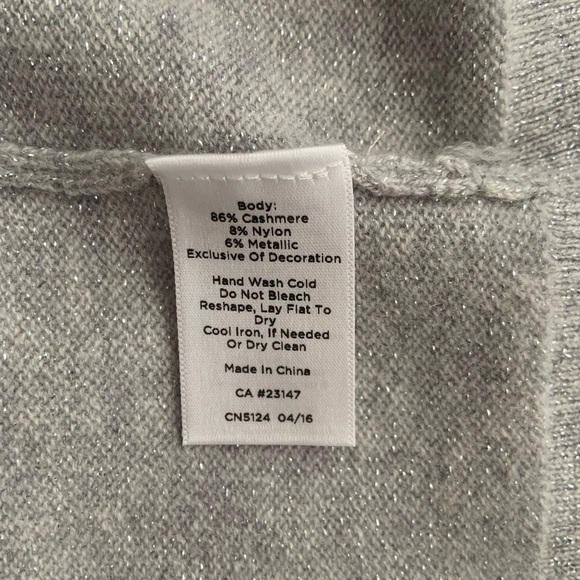 Talbots Cashmere Silver Sweater - Picture 4 of 7
